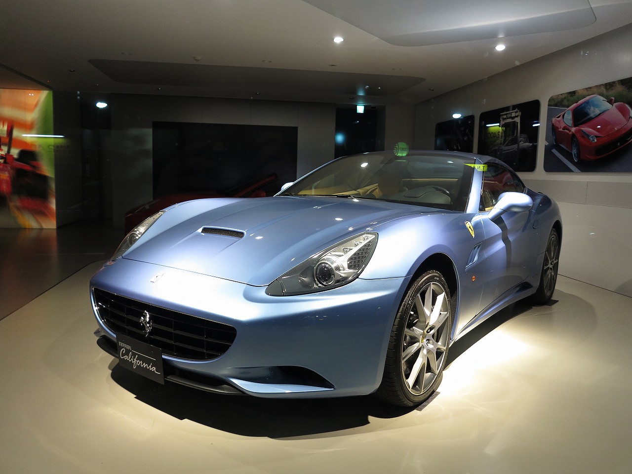 男の憧れ、高級スポーツカーの